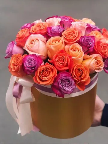 31 roses in a box