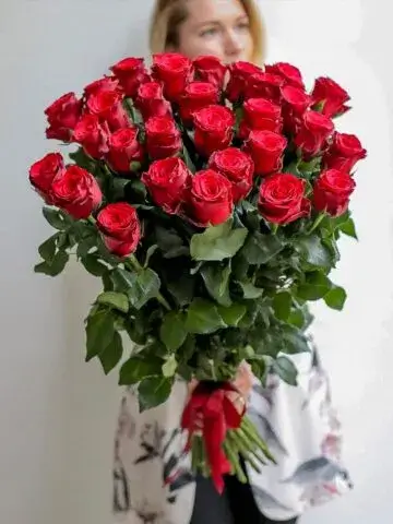 Bouquet of 29 red roses