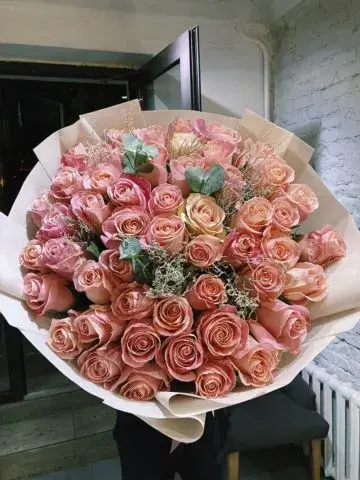 51 roses 80 centimeters