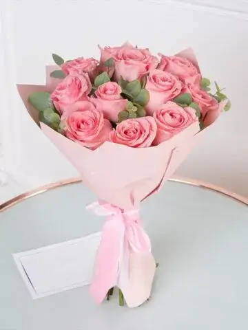 Bouquet of 11 pink roses