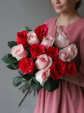 Bouquet of 15 roses 70 cm