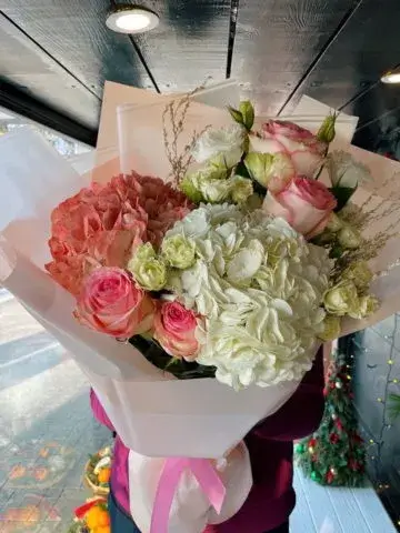 Shy Hope Bouquet