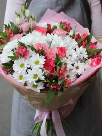 Bouquet Cunning and Love