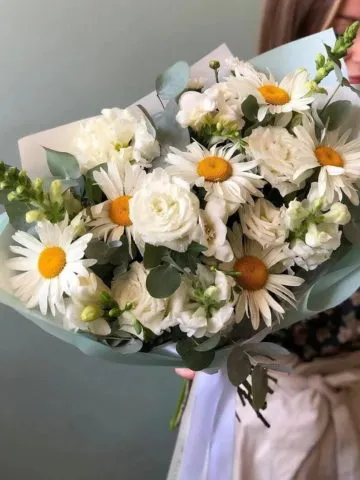 Assolle and Gray's bouquet