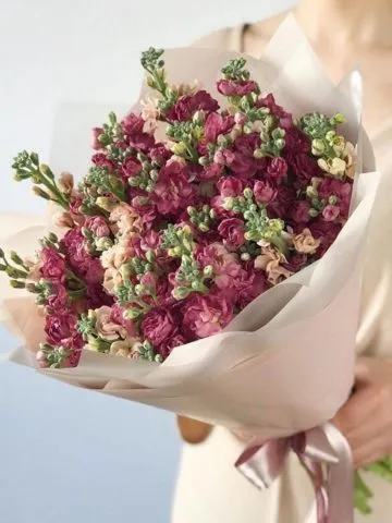 A bouquet of lavish ball
