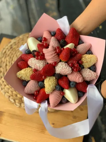 Букет Ивиса