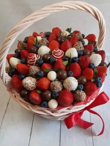 Chocolate covered strawberries in a basket