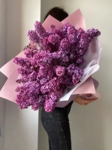 Bouquet On a lilac moon