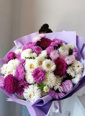 Ginette's bouquet of asters