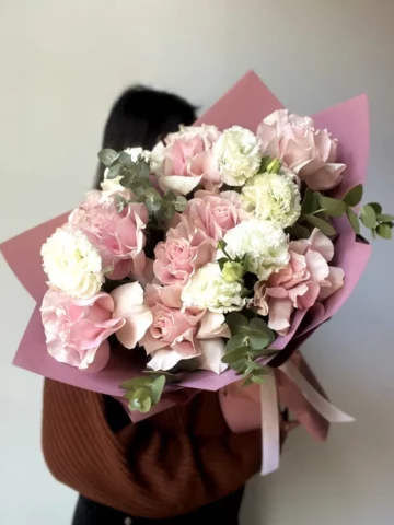 A bouquet of princess hearts
