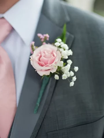 Silent Harmony boutonniere.